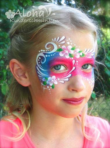 Face painting at events and celebrations in Bavaria