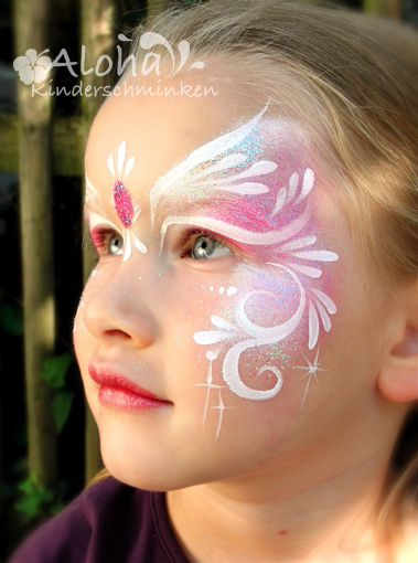 Fairy face art in soft colours with delicate details