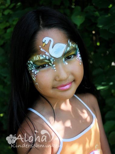 Face painting for corporate events and company parties in Munich