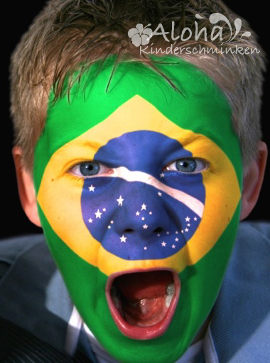 Face painting for soccer fans at events in Munich